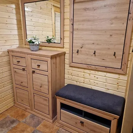 شاليه Tokarka - Richnavske Jazera شتيافنيسكيه بانيه