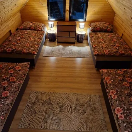 شاليه Tokarka - Richnavske Jazera شتيافنيسكيه بانيه