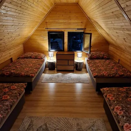 Tokarka - Richnavske Jazera شاليه *