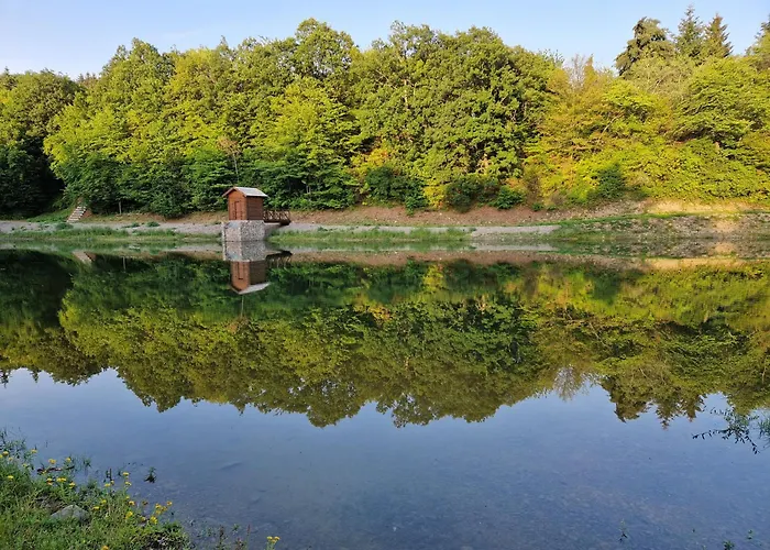 Tokarka - Richnavske Jazera Horská chata Stiavnicke Bane